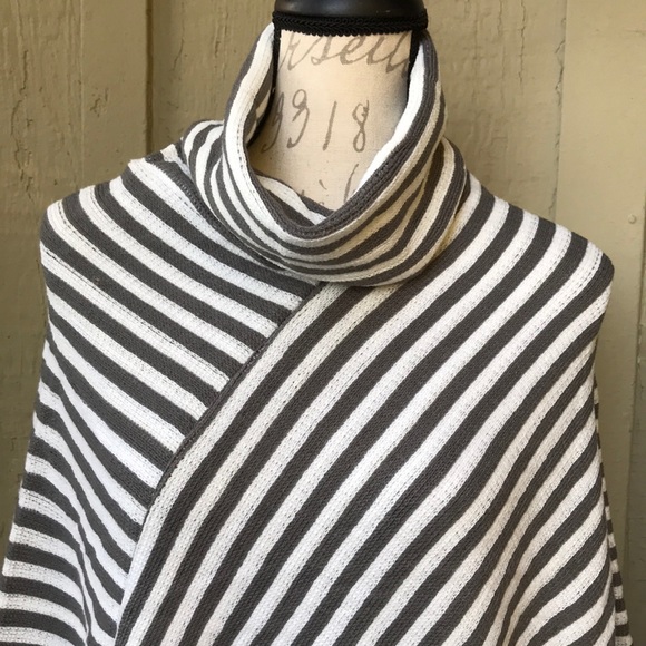 New! Gray/White Striped Triangle Poncho - Picture 2 of 6